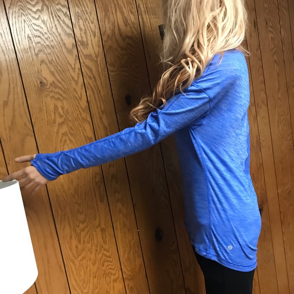 Lululemon 5 Mile Long Sleeve - blue- Size None - measurements In the Photos - Picture 13 of 14